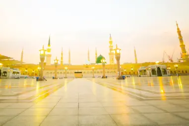 5 Star 7 Nights August Umrah Package