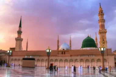 3 Star 14 Nights July Umrah Package