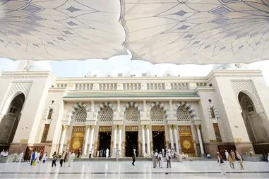 4 Star 12 Nights Easter Holidays Umrah Package